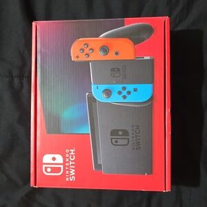 BRAND NEW NINTENDO SWITCH